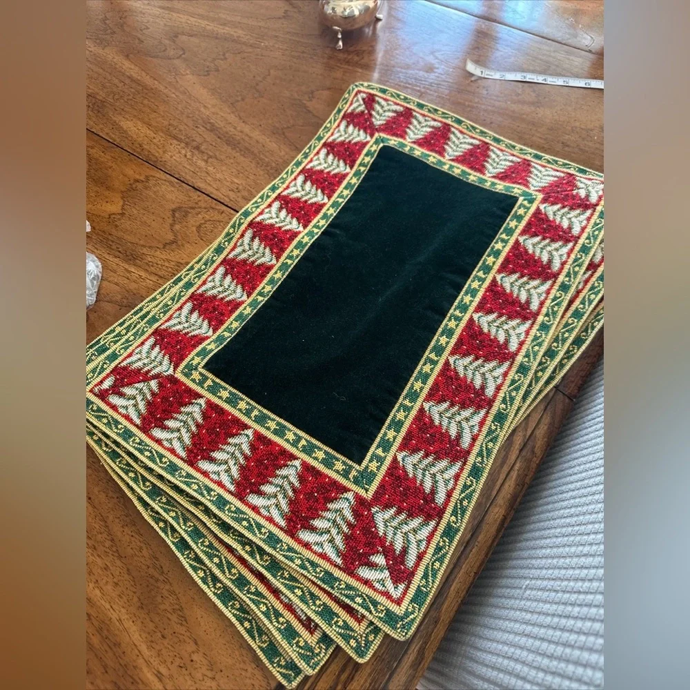 Christmas Tablemats set of 4, upscale Velvet & Brocade fabric 19x12.5 inches